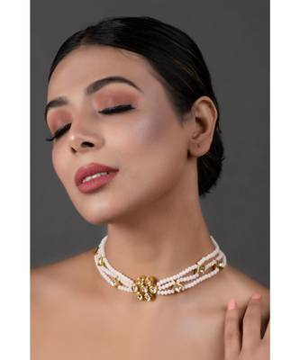 White Gold Tone Kundan Onyx Choker  1