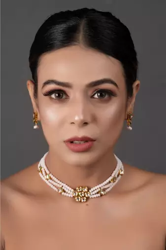 White Gold Tone Kundan Onyx Choker Necklace With Earrings