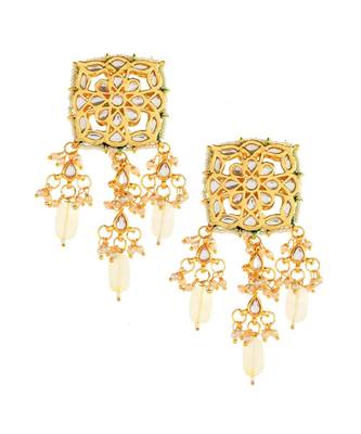 Cream Gold Toned  Kundan Earrings 1