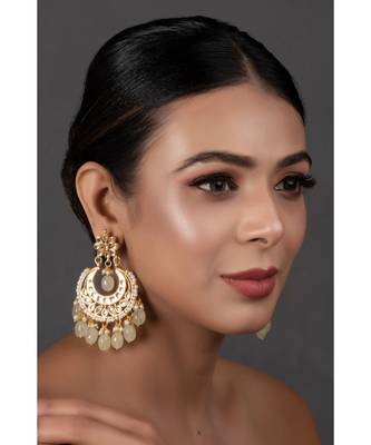 Handcrafted Kundan Inspired Chandbali 4
