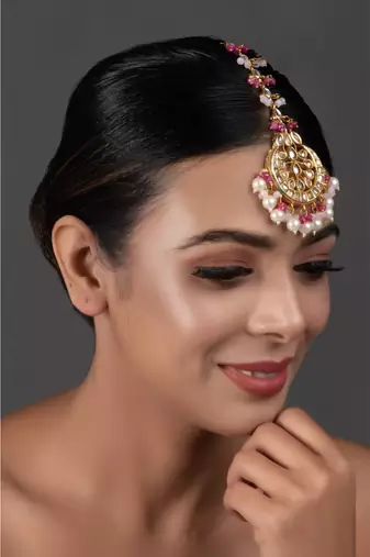 Pearl & Pink Beaded Gold Tone Kundan Handcrafted Mang Tikka