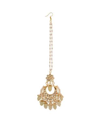 Cream Gold Toned  Kundan Inspired Mang Tika 3