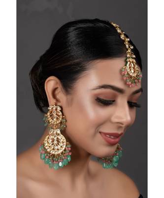 Pink Green Gold Tone Kundan Inspired Maang Tikka With Earrings 5