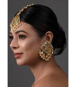 Gold Tone Kundan Inspired Mang Tikka With Earrings