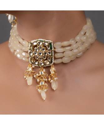 Cream Gold Tone Kundan Choker Set 3