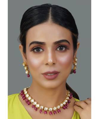 Maroon Gold Tone Kundan Necklace With Earrings 2