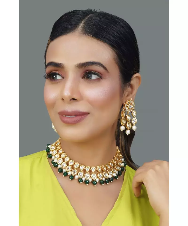 Green - pearl beaded  Necklace with a Pair of Earrings