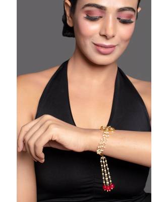 Red & White Gold Tone Kundan Bracelet 3