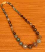 Multicolor necklaces