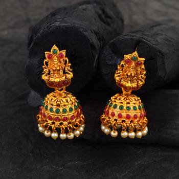 Traditional Laxmi Temple South-Indian Jhumka Earrings 1