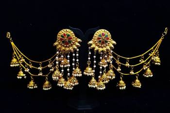Gold earrings 1