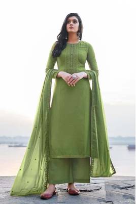 Women's heavy embroidery  work Georgette Semi-stitched Green Salwar Suit Straight kurta and pants 1