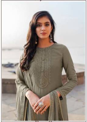 Women's heavy embroidery  work Georgette Semi-stitched grey Salwar Suit Straight kurta and pants 2