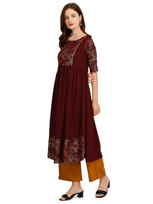 Maroon printed crepe kurtas-and-kurtis 3