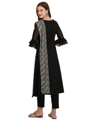Black Soild Poly Crepe A-Line Kurta with Pant and Dupatta 2