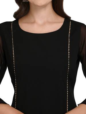 Black Soild Poly Crepe A-Line Kurta with Pant and Dupatta 4