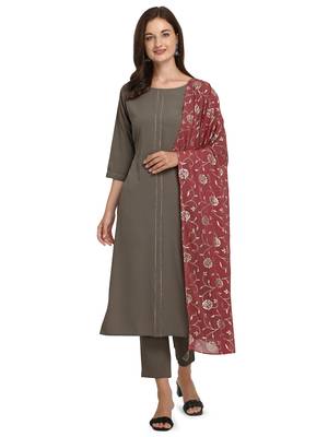 Grey Solid Poly Crepe Kurta with Pant and Dupatta 1