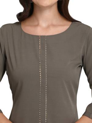 Grey Solid Poly Crepe Kurta with Pant and Dupatta 3