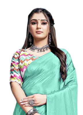 Green plain chiffon saree with blouse 3