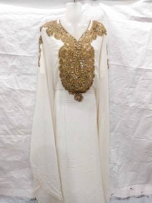 Off-white embroidered georgette fustan 1