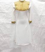 Off-white embroidered georgette fustan