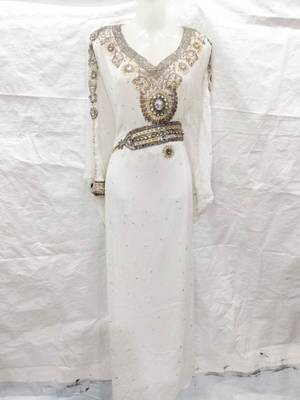 Off-white embroidered georgette fustan 1