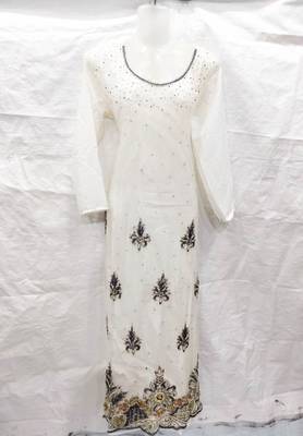 Off-white embroidered georgette fustan 1