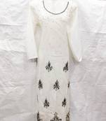 Off-white embroidered georgette fustan