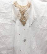 Off-white embroidered georgette fustan