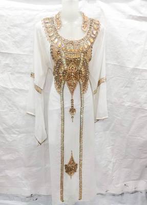 Off-white embroidered georgette fustan 1