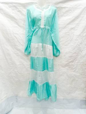 Off-white embroidered georgette fustan 1