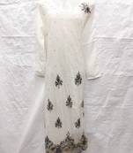 Off-white embroidered georgette fustan