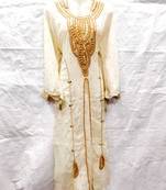 Off-white embroidered georgette fustan