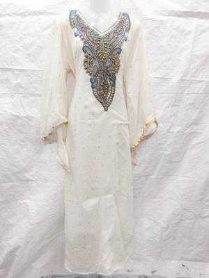 Off-white embroidered georgette fustan 1