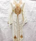 Off-white embroidered georgette fustan