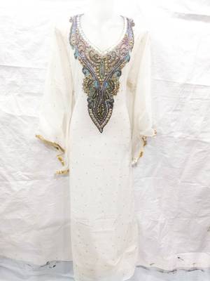 Off-white embroidered georgette fustan 1