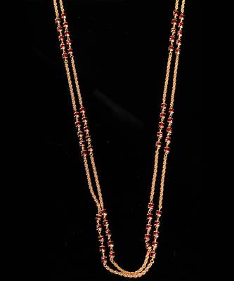 Red necklaces 7