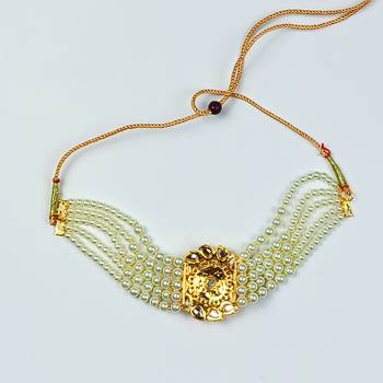Adorable Gold Plated Pearl Choker Stones Kundan Choker Necklace & Earring Set For Women 4