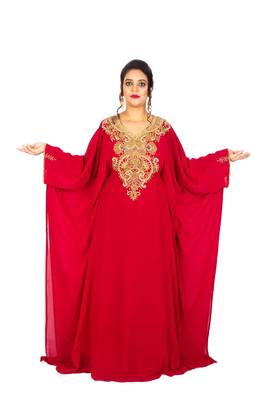 Red Wedding Farasha /Abaya/Gown/Gold Embellished Kaftan Maxi Dress 2