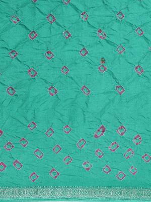 Geroo Jaipur Green Hand Crafted tie & dye/Bandhani art silk saree 4