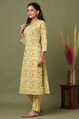 Yellow Floral Printed Kurta Pant Set 3