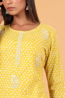 Yellow Polka Dot Printed Kurta Pant Set 5