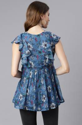 Blue printed georgette sleeveless tops 4
