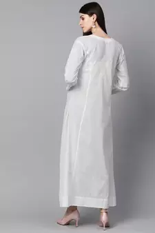 Hand Embroidered White Cotton A-Line Lucknowi Chikan Women Kurta