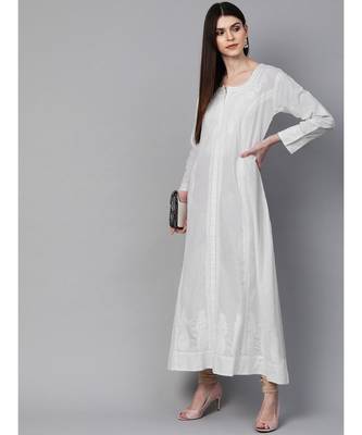 Hand Embroidered White Cotton A-Line Lucknowi Chikan Women Kurta 4