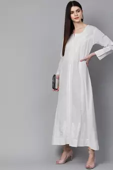 Hand Embroidered White Cotton A-Line Lucknowi Chikan Women Kurta