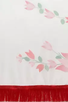 Women'S White Organza Digital Printed Saree With Art Silk Blouse Piece