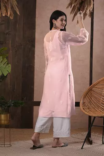 Hand Embroidered Baby Pink Georgette Lucknow Chikan Women Kurta With Slip
