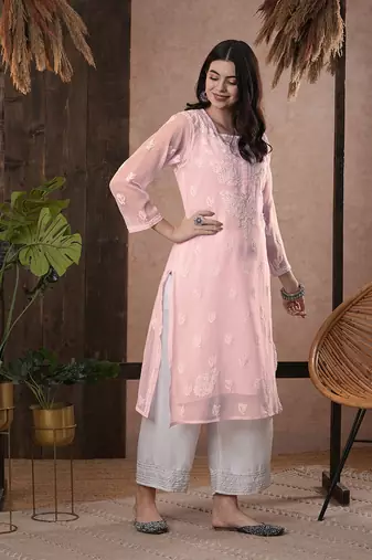 Hand Embroidered Baby Pink Georgette Lucknow Chikan Women Kurta With Slip