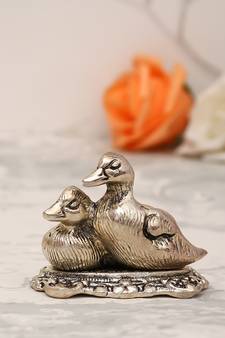 eCraftIndia Set Of 2 Loving Metal Swans